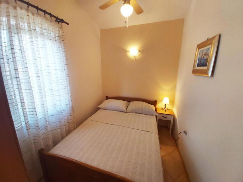 Apartments Carmen Vinisce Ngoại thất bức ảnh