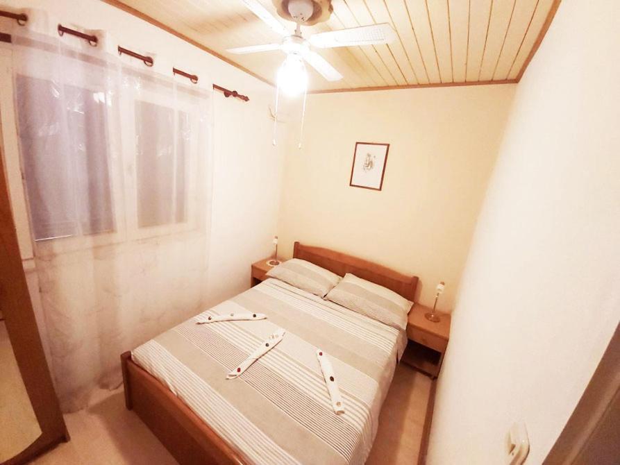 Apartments Carmen Vinisce Ngoại thất bức ảnh